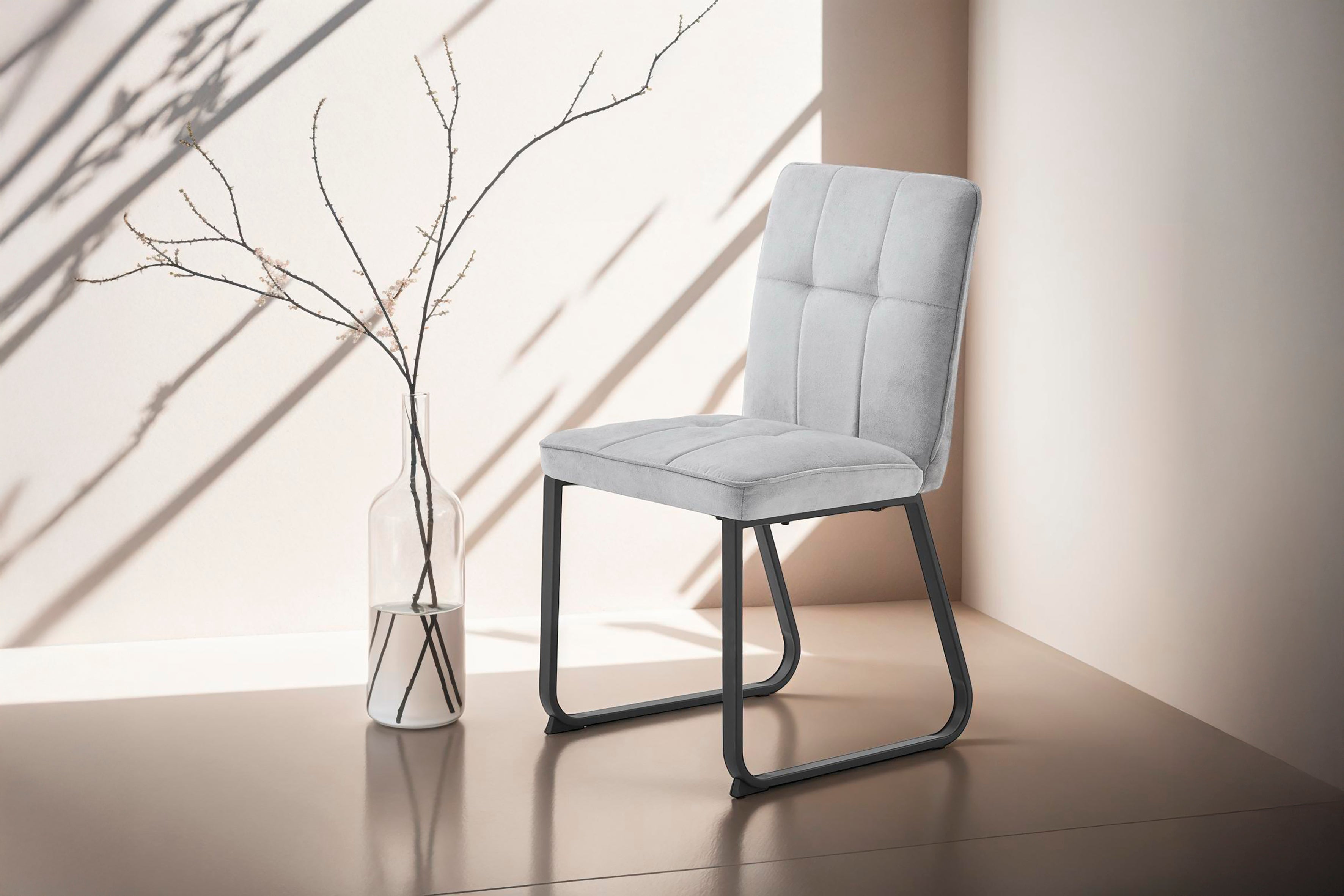 Esszimmerstuhl 2er Set Talea / Webstoff in dunkelgrau oder hellgrau / Gestell Metall in schwarz pulverbeschichtet / Küchenstuhl / Wohnzimmerstuhl / bis 120 kg / B 46, H 86, T 55 cm