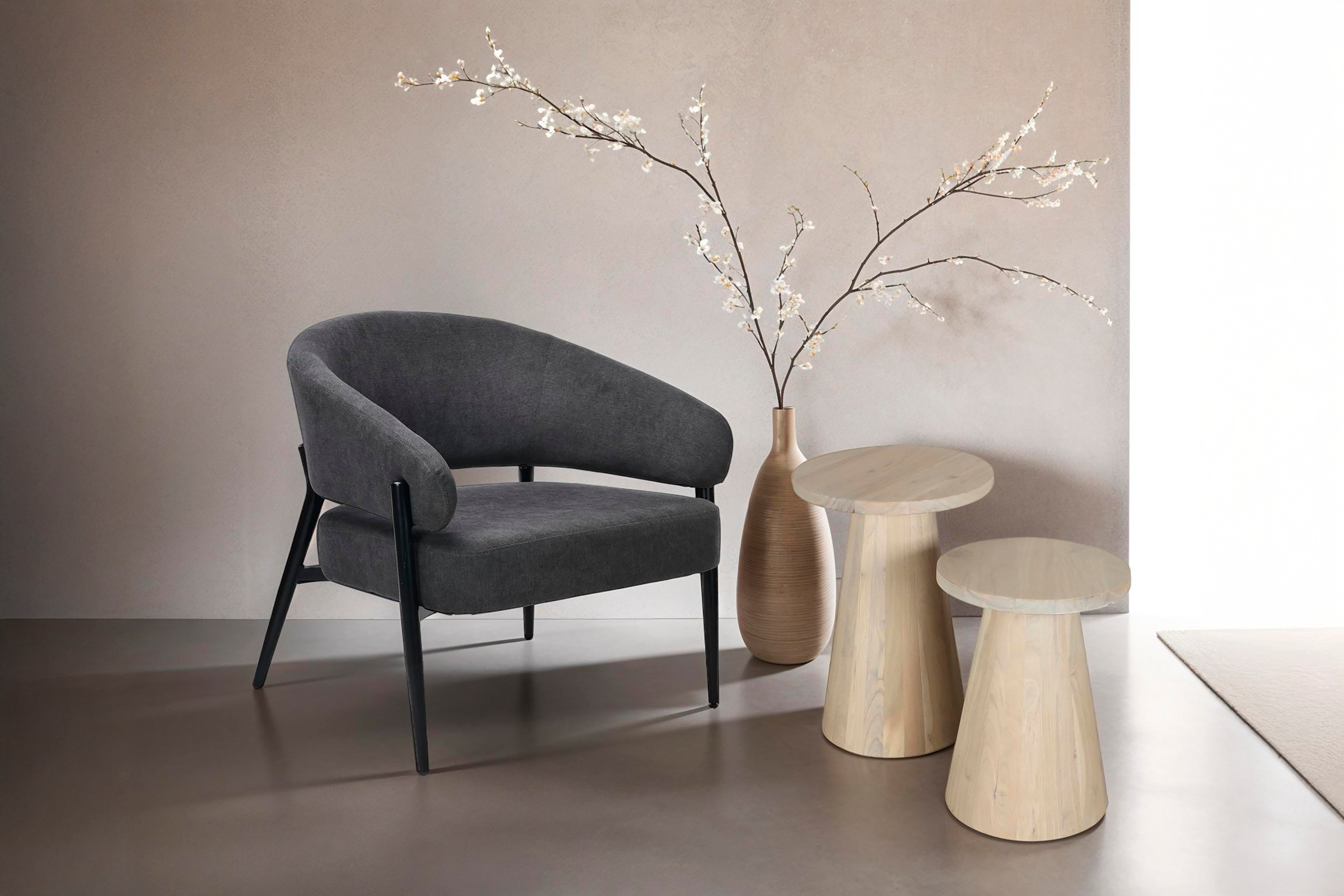 Beistelltisch CONE / Massivholz Akazie schwarz oder white wash lackiert / D 35, H 60 cm oder D 40, H 50 cm