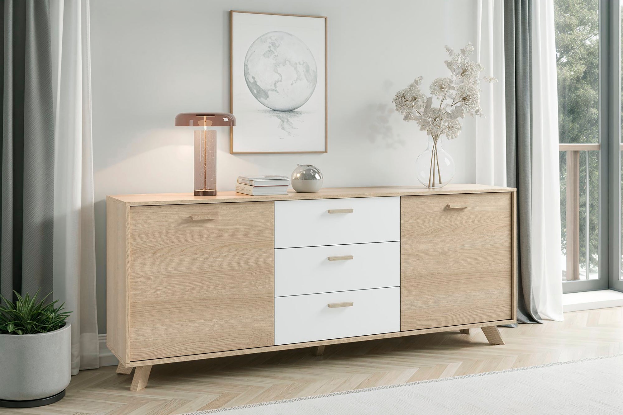 Sideboard BASTIAN / Eiche bianco, weiß / Griffe und Füße Massivholz Eiche / 3 Schubkästen und 2 Türen / viel Stauraum / Kommode / Anrichte / Maße: B 180, H 72,5, T 36,5 cm