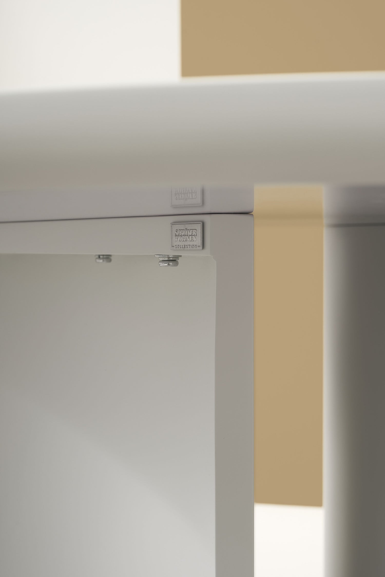 HARSTAD Tisch seidengrau