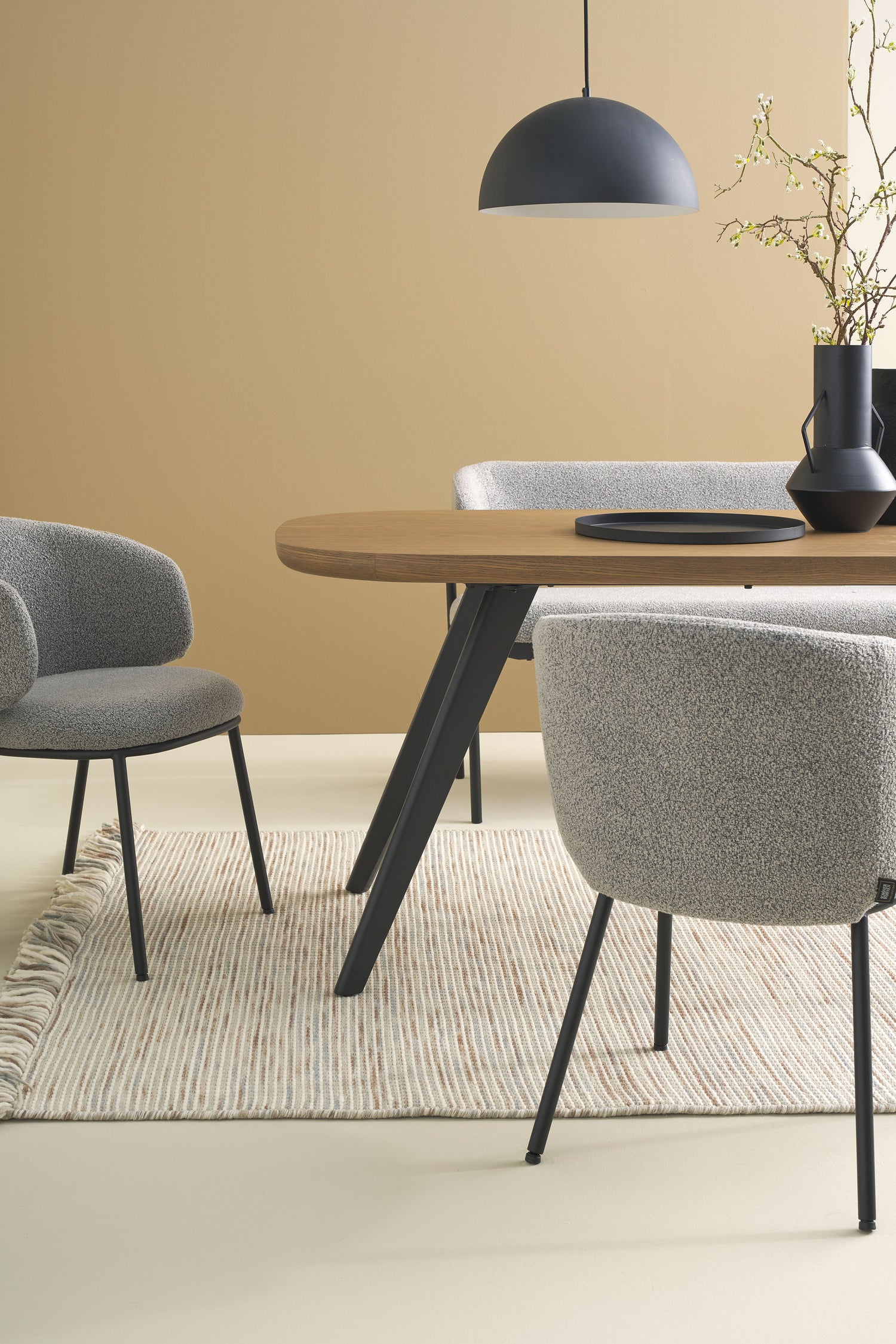 LARVIK Tisch Eichefarbig Tobacco