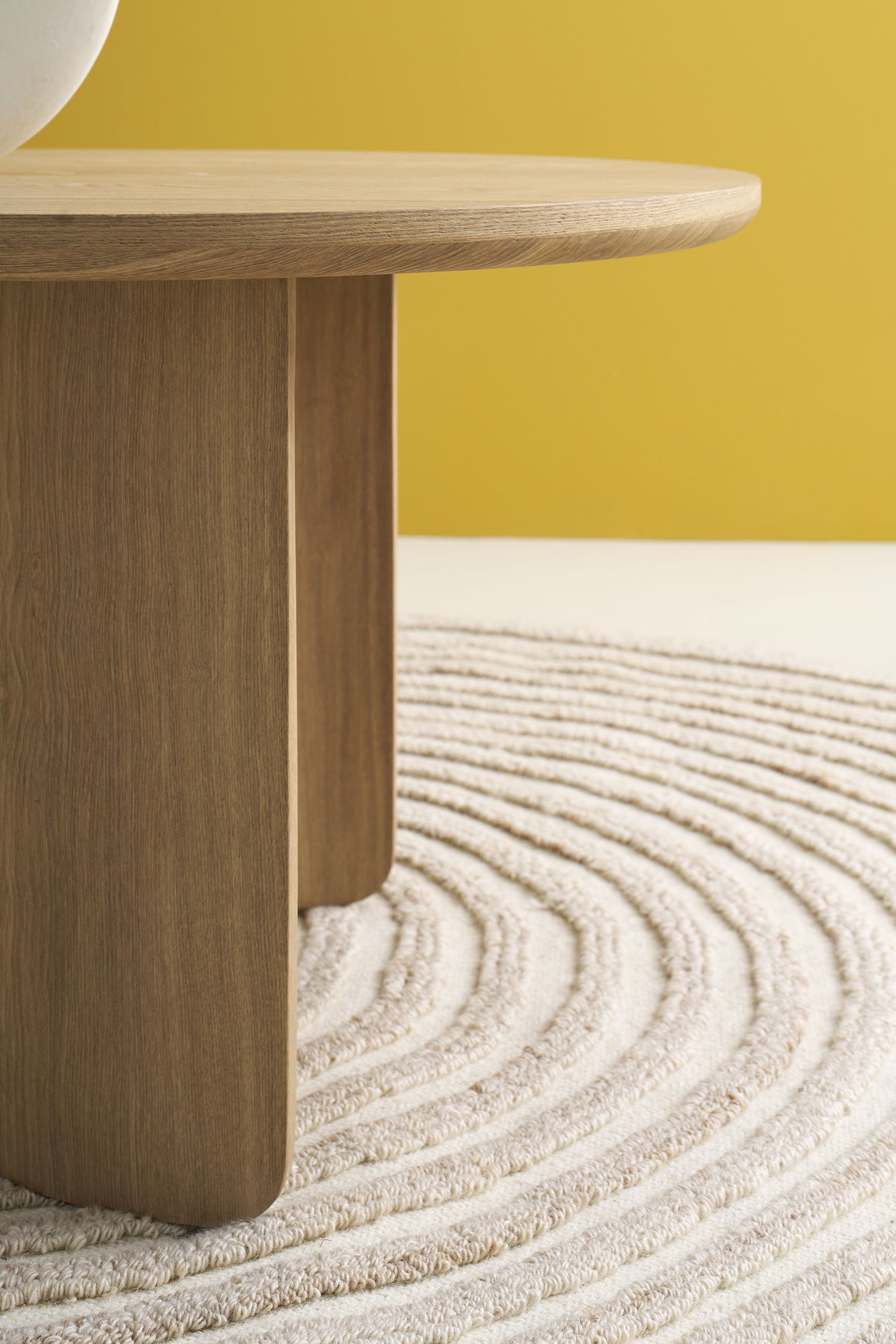 TROMS Couchtisch Eichefarbig Bianco