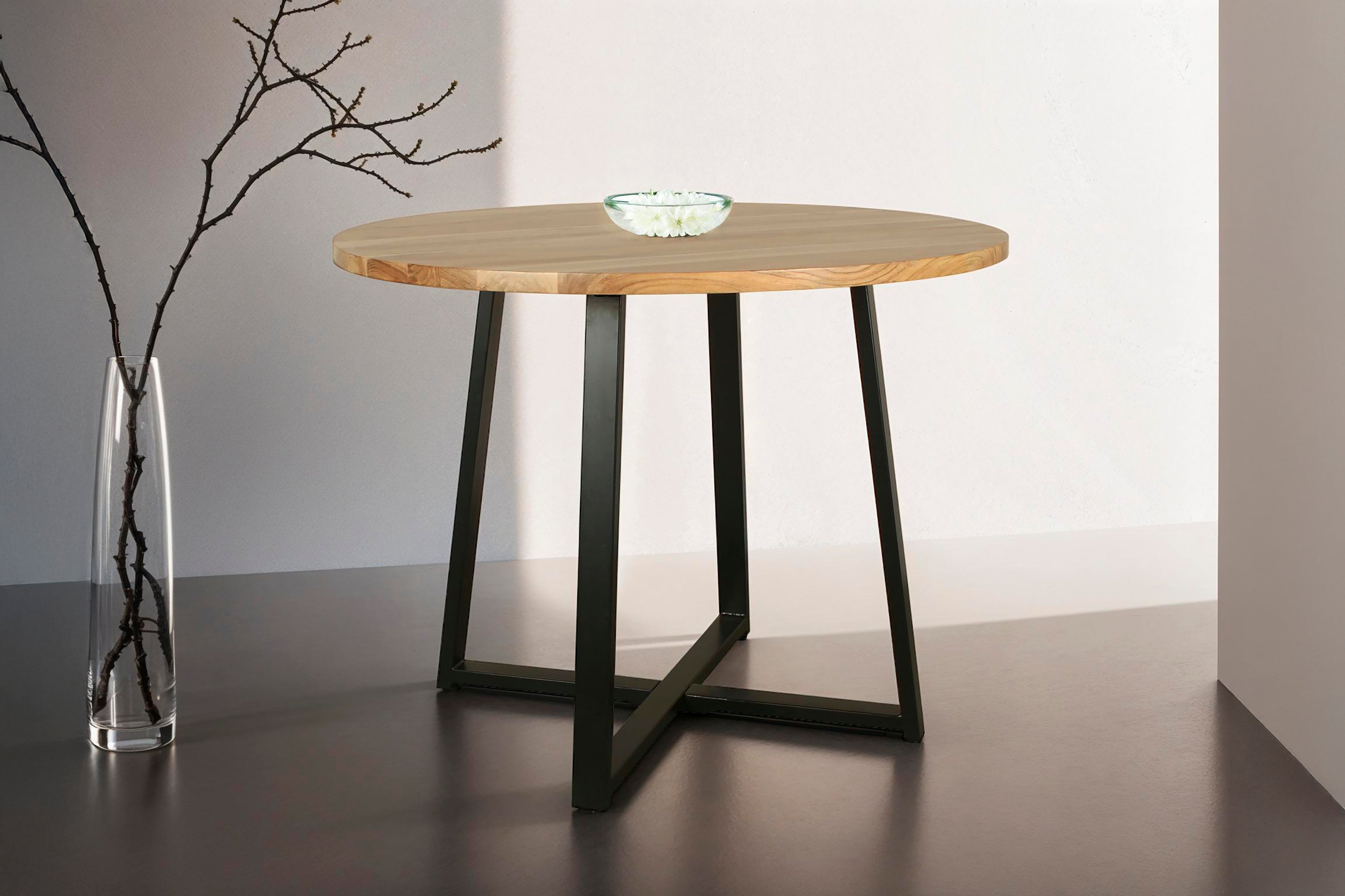 Esstisch ARROW / Rund / Tischplatte Massivholz Akazie natur / Gestell Metall schwarz / D 100, H 77 cm
