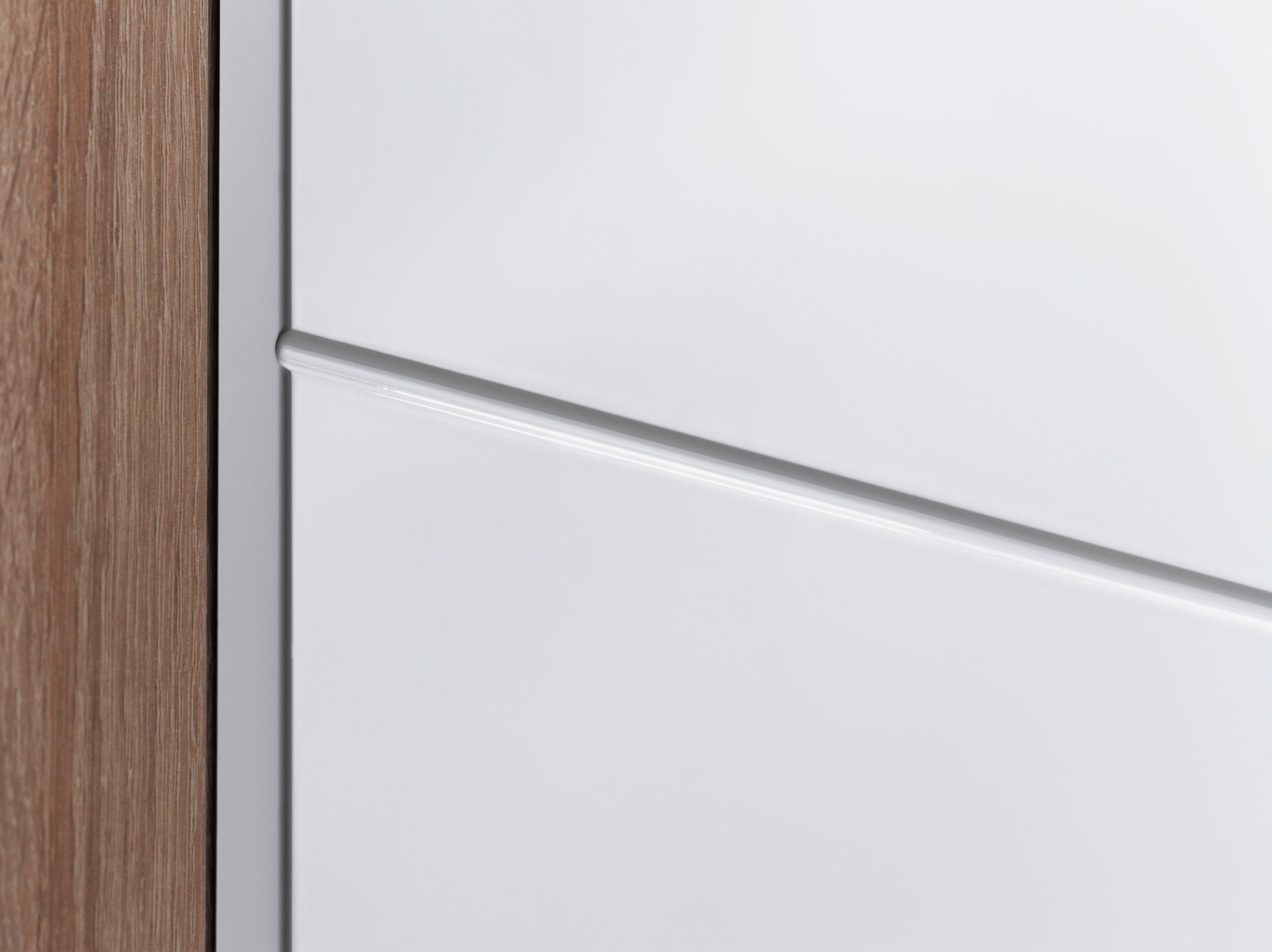 Badezimmer-Hochschrank NEBRASKA / in anthrazit, Sonoma Eiche (Eiche-Optik) oder weiß / B 50, H 192, T 31,5 cm / 4 Türen mit offenen Elementen &amp; viel Stauraum