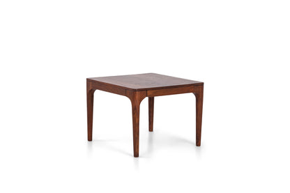 Couchtisch BOSSE / Akazie braun lackiert / natürlicher Charakter / B 60, H 45, T 60 cm oder B 115, H 45, T 60 cm